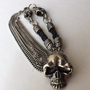 Skulls Nacklace
